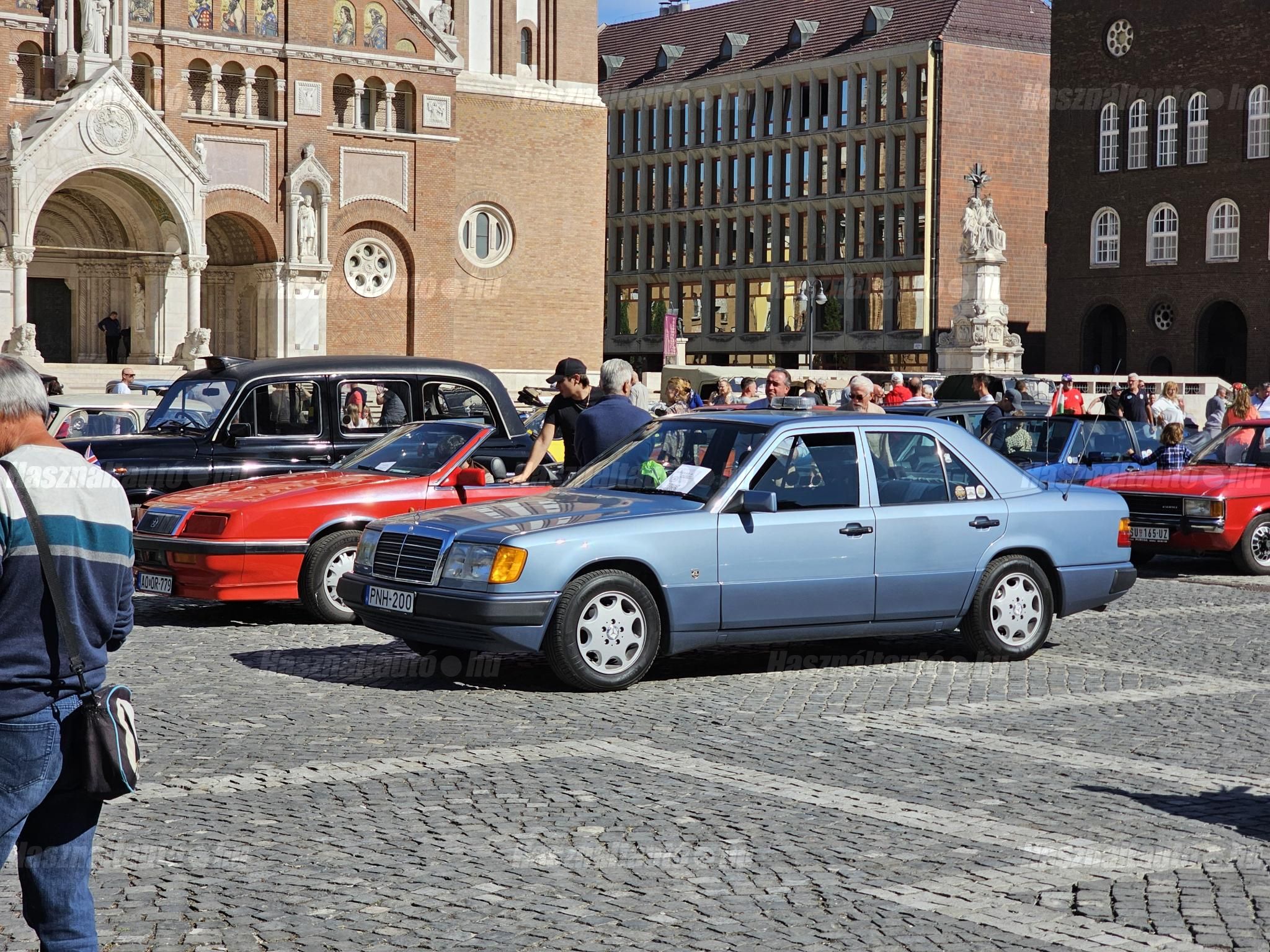 MERCEDES-BENZ W 124 1990/5 - 1