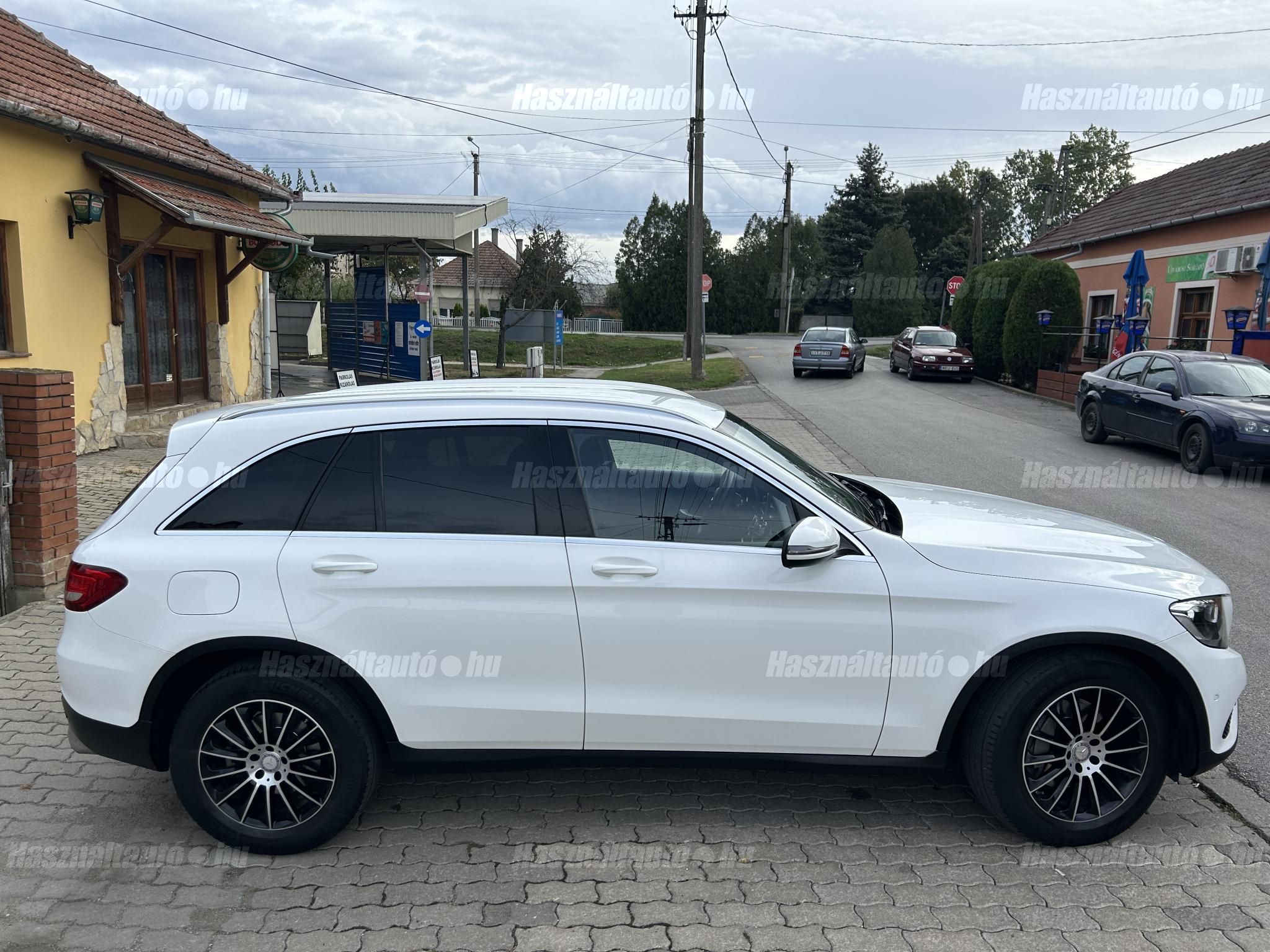 MERCEDES-BENZ GLC 250 2016/11 - 1