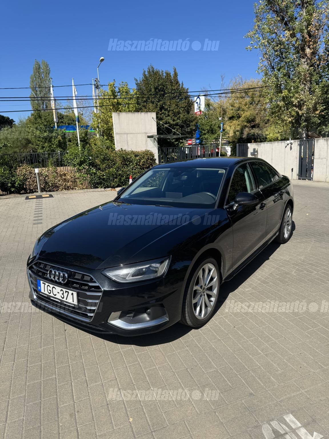 AUDI A4 2022/5 - 1