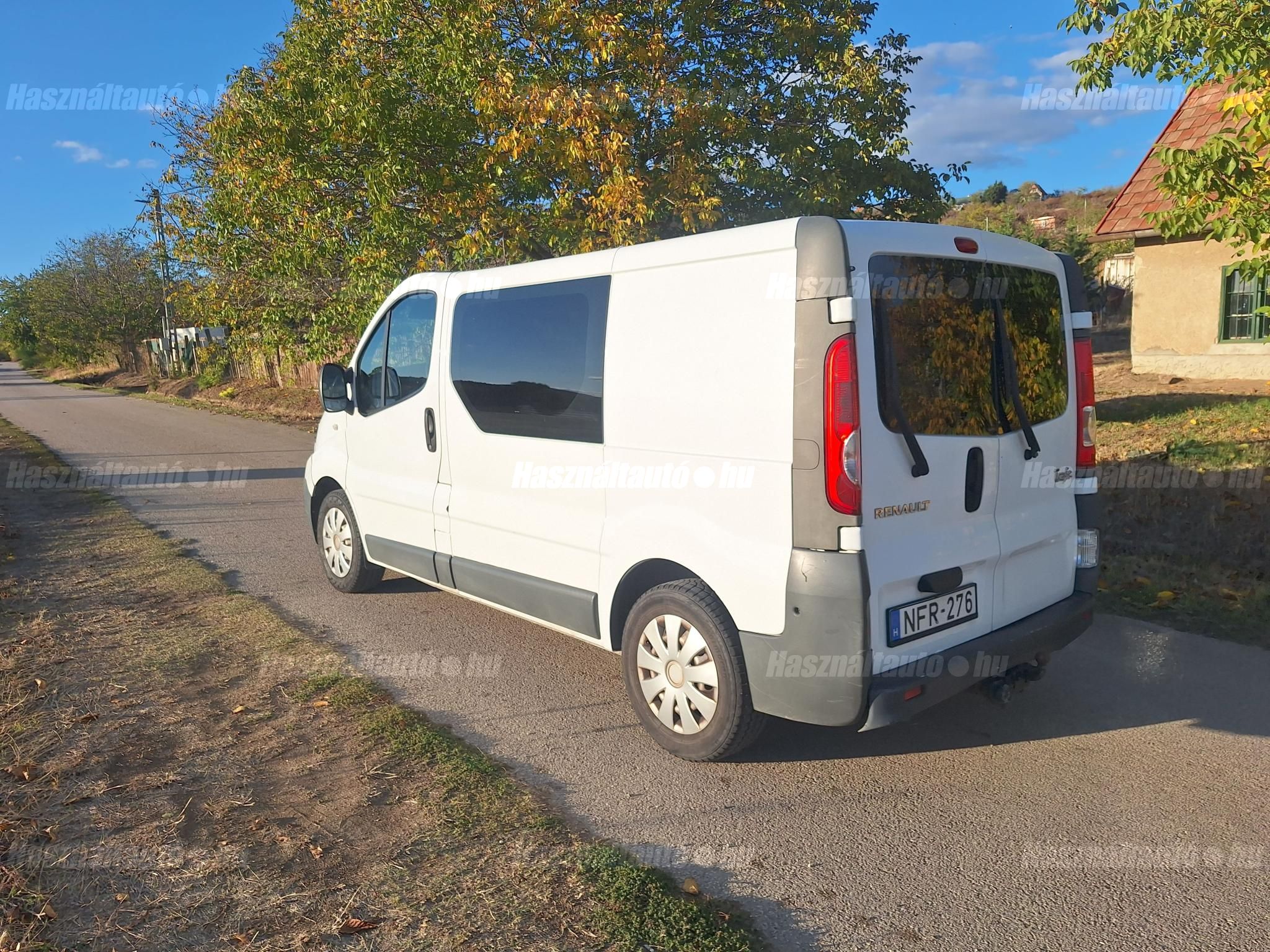 RENAULT TRAFIC 2007/10 - 1
