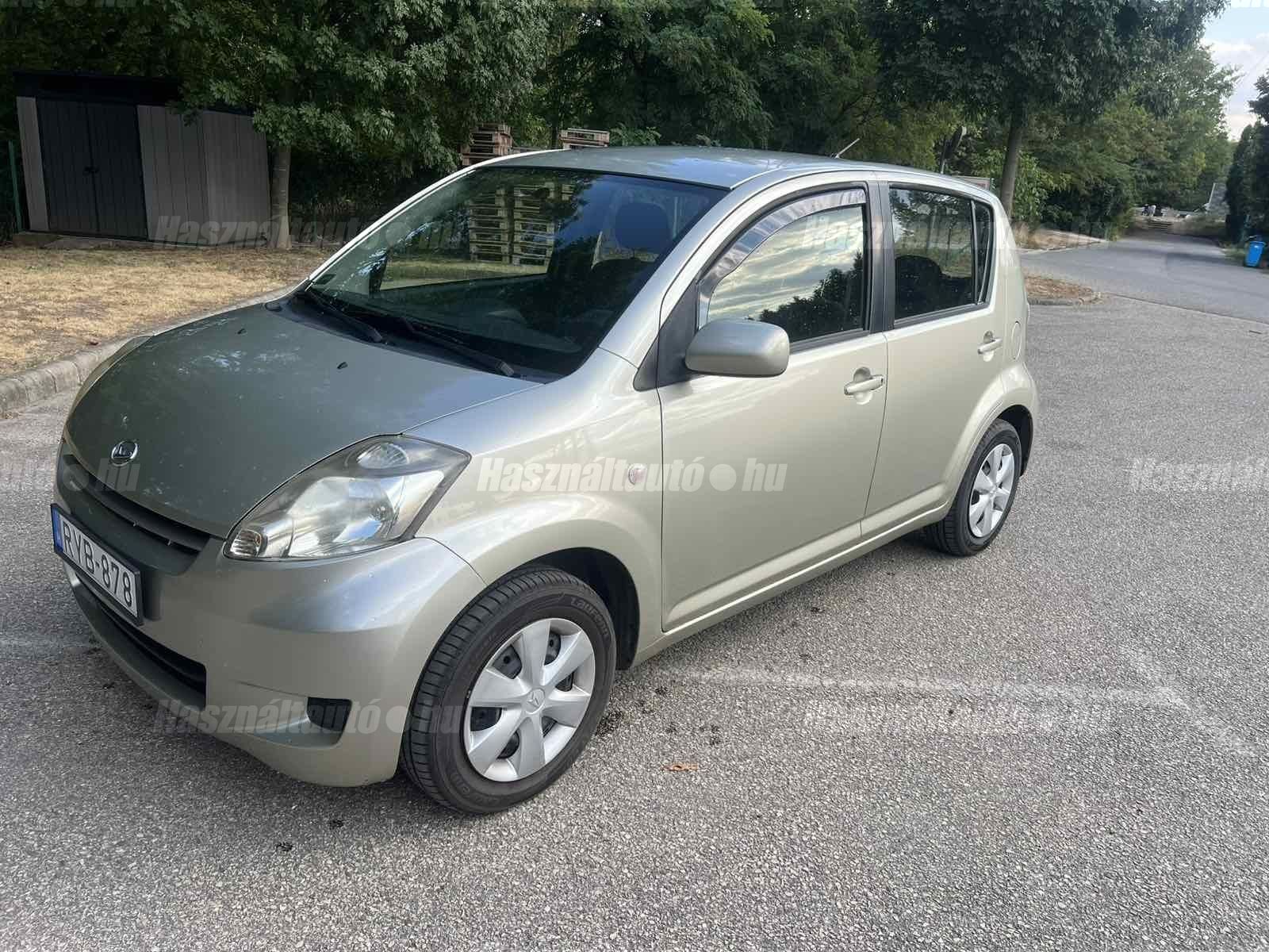 DAIHATSU SIRION 2010/9 - 1