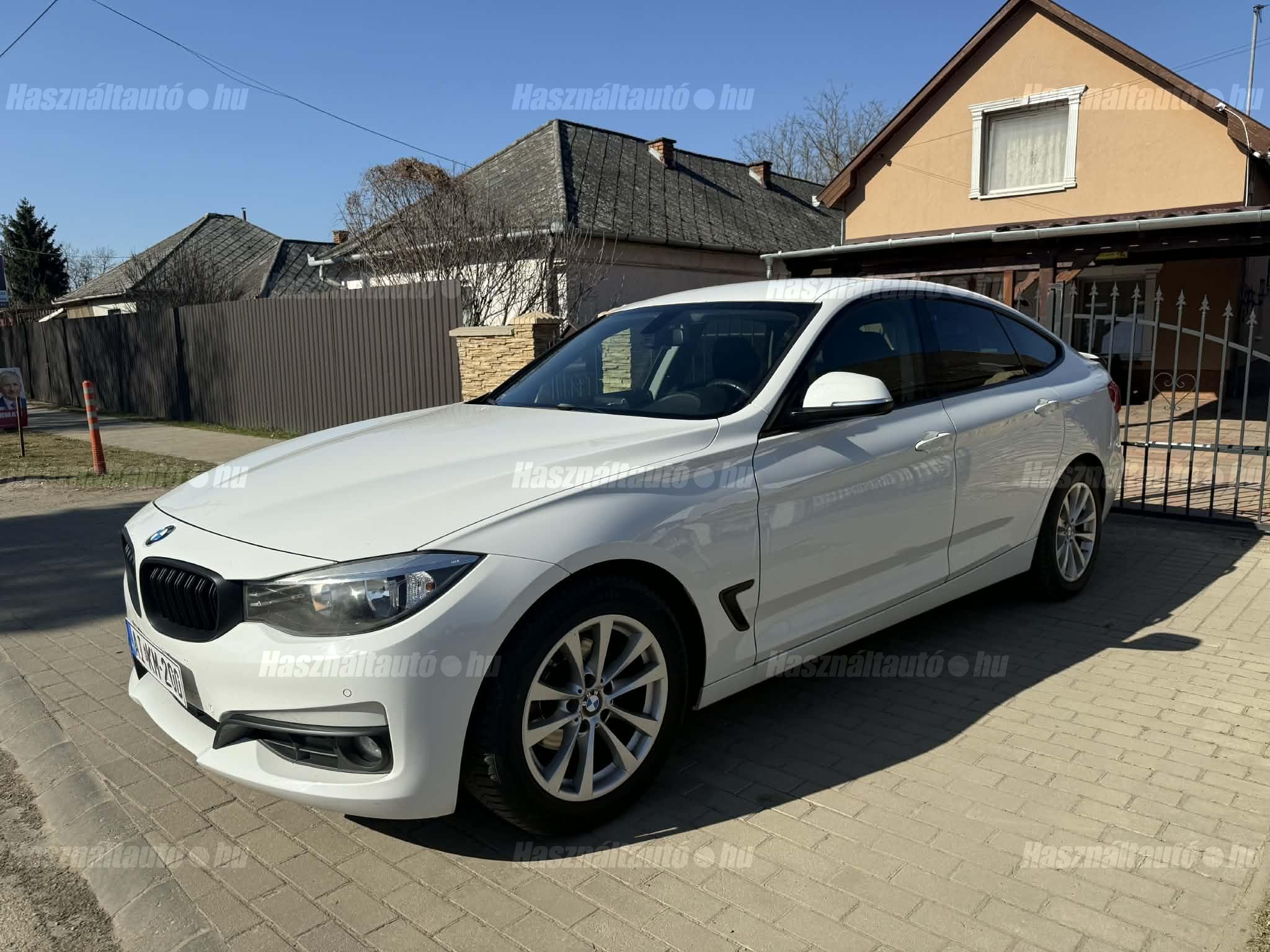 BMW 318 GRAN TURISMO 2015/8 - 1