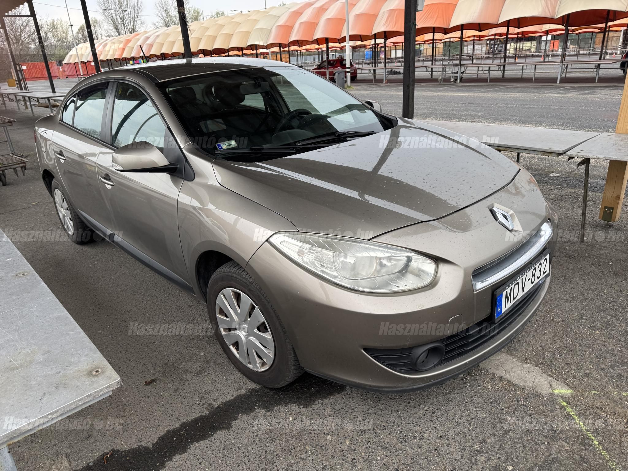 RENAULT FLUENCE 2012/6 - 1