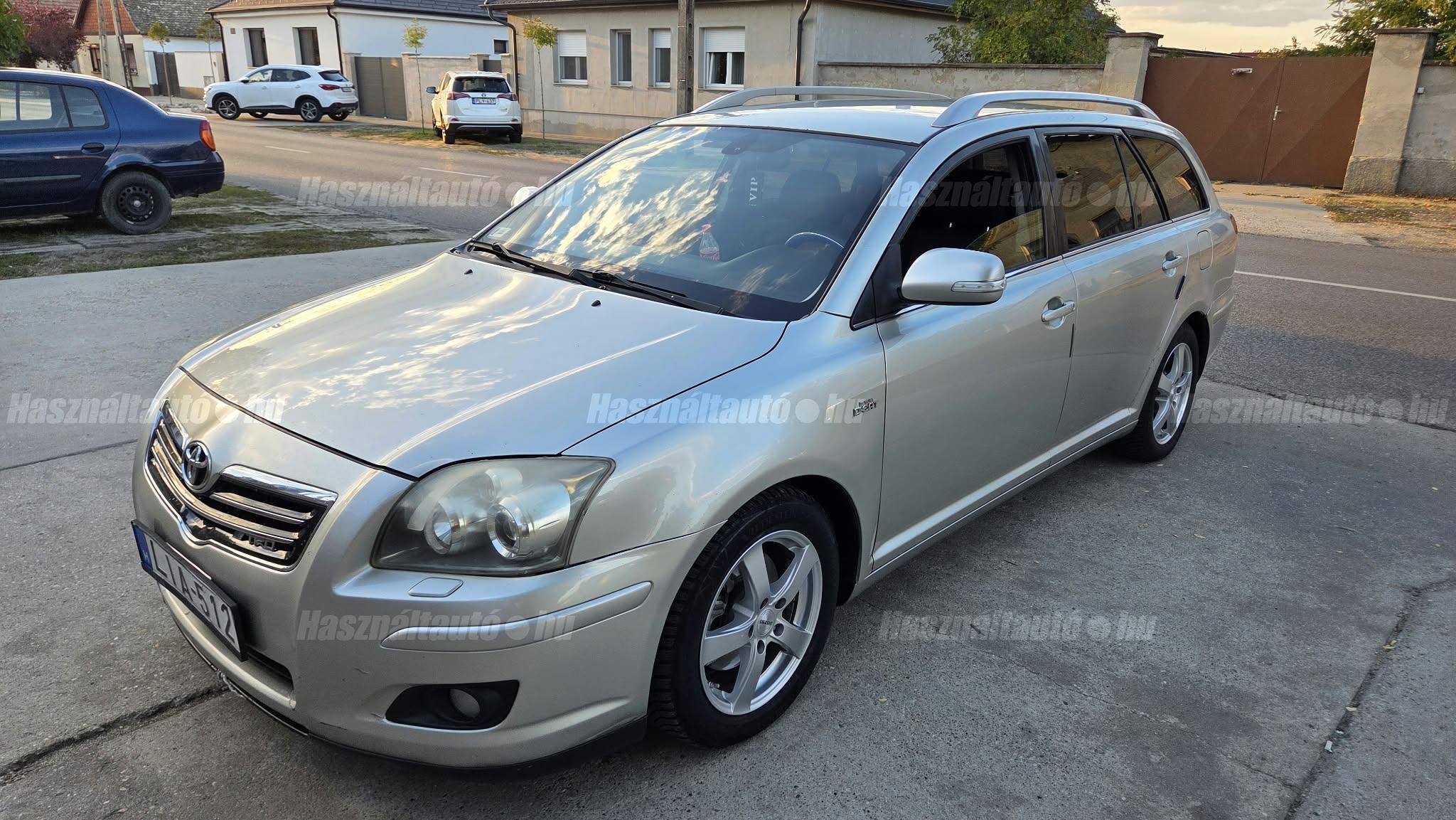 TOYOTA AVENSIS 2006/10 - 1