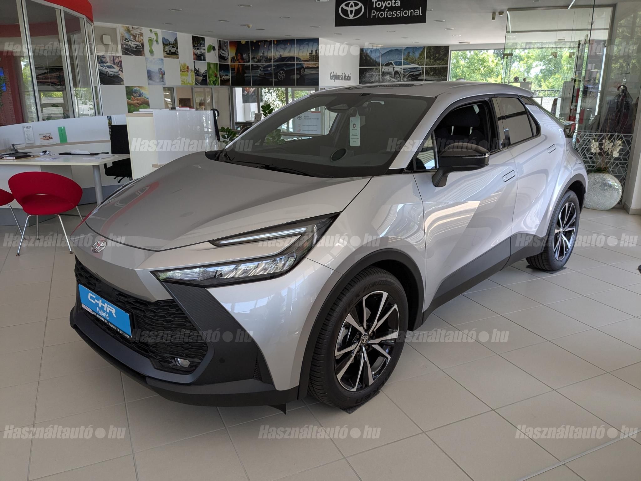 TOYOTA C-HR 2026 - 1