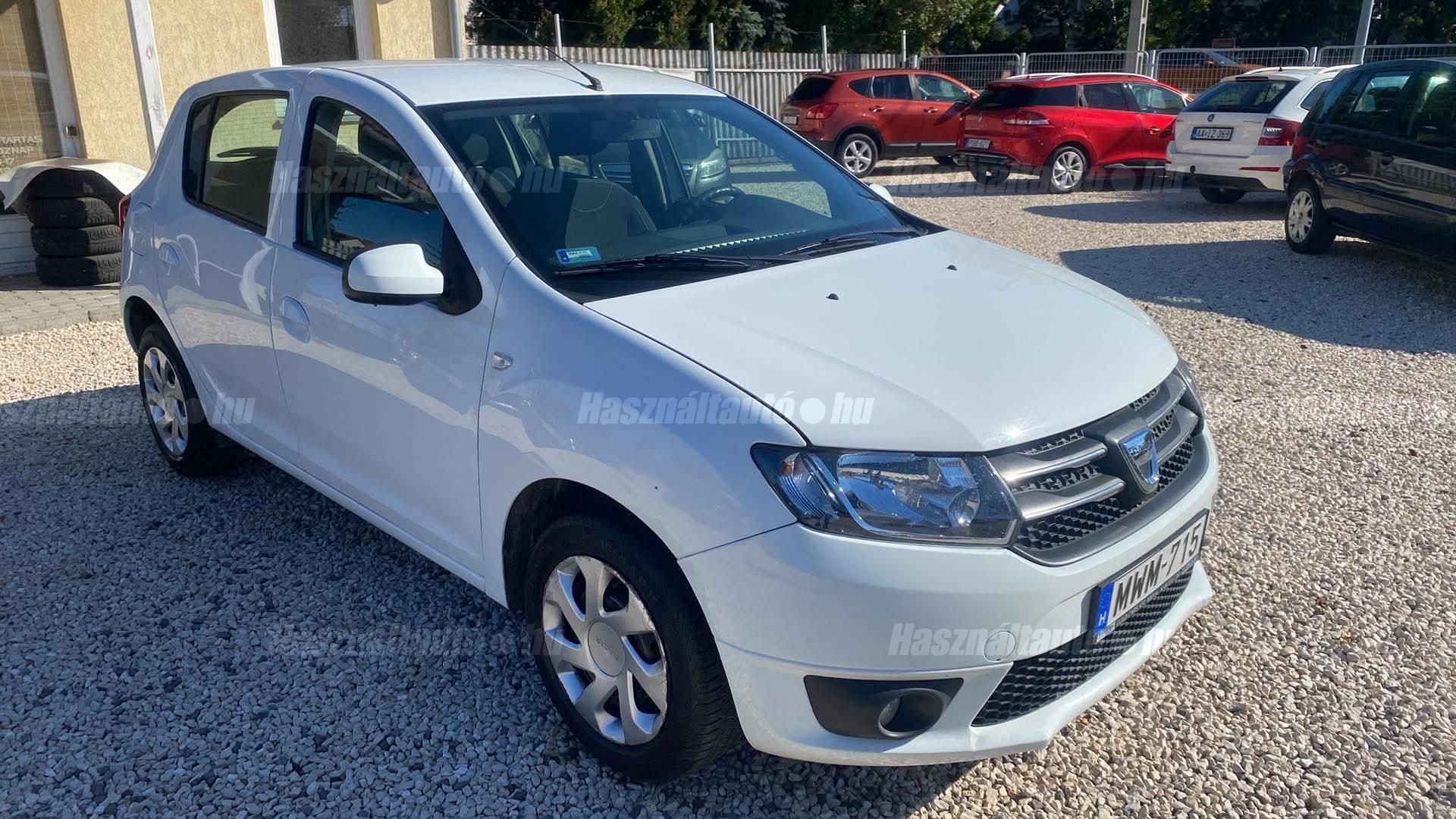 DACIA SANDERO 2014/9 - 1