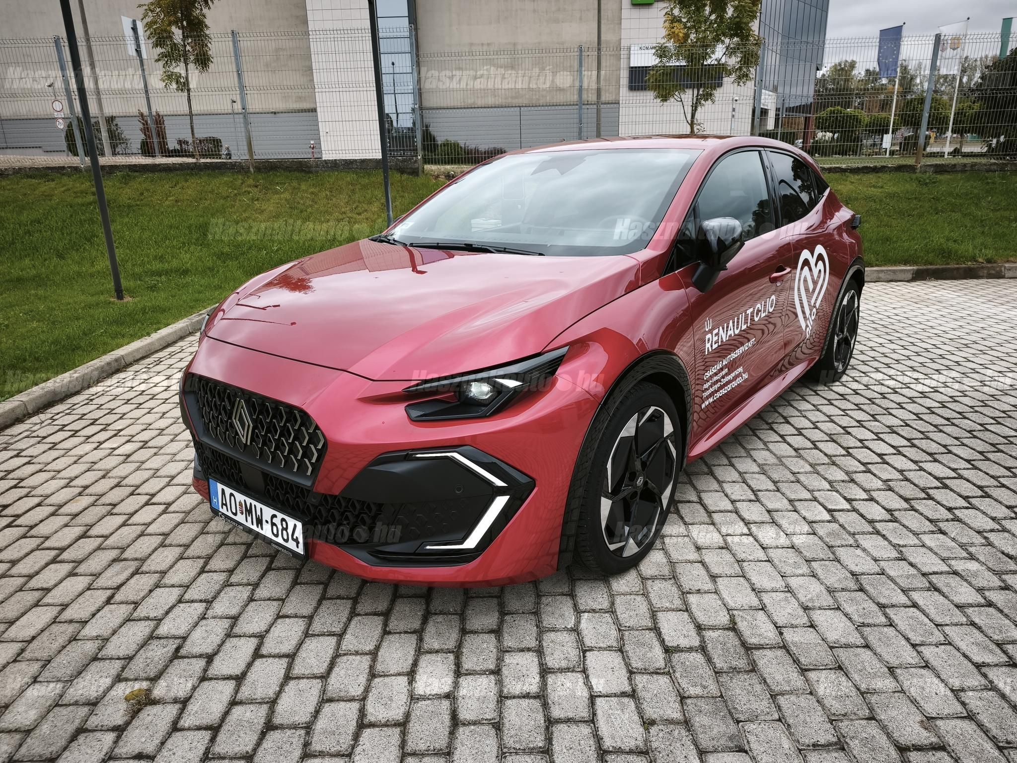 RENAULT CLIO 2025/12 - 1