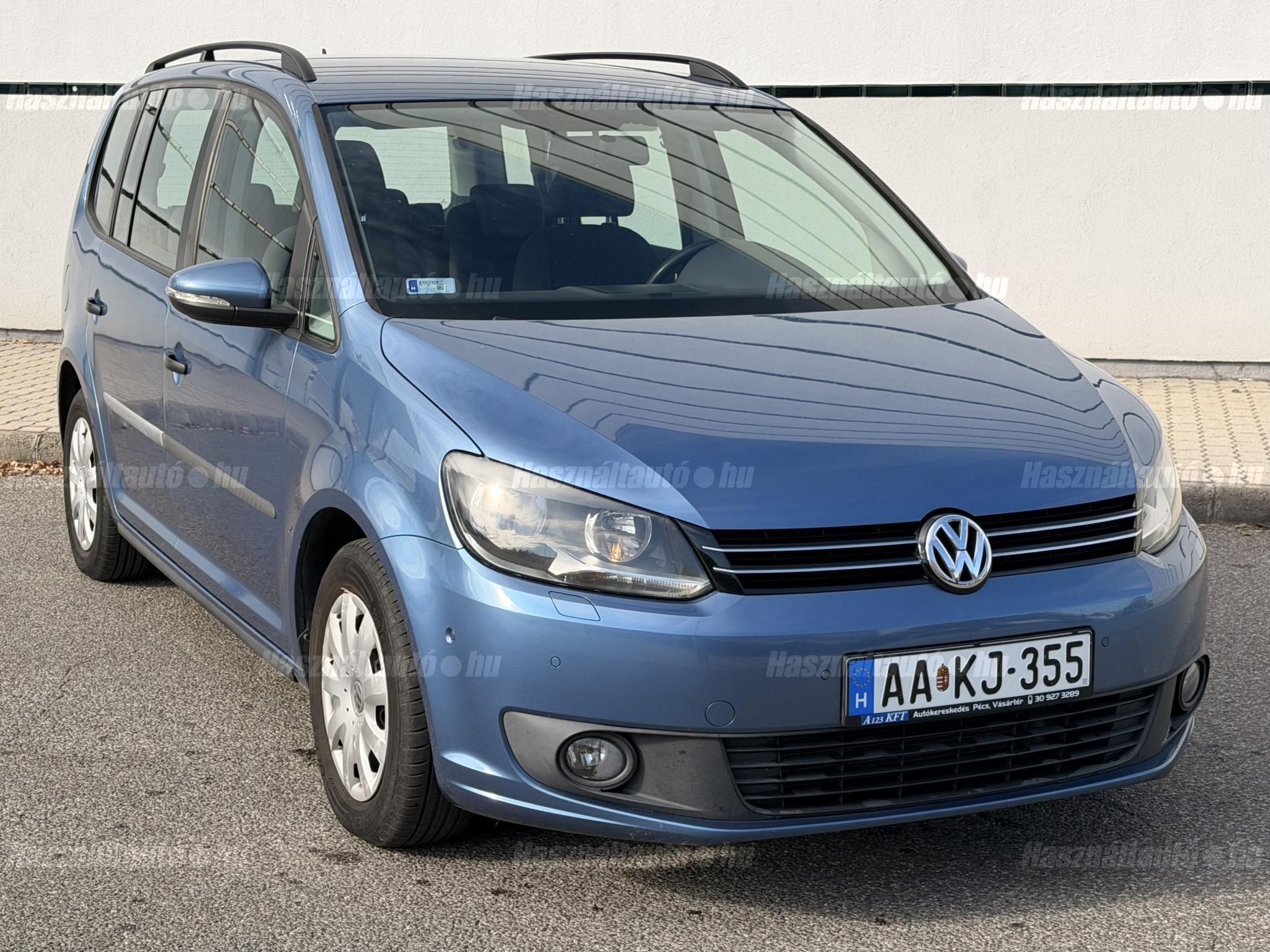 VOLKSWAGEN TOURAN 2013/4 - 1