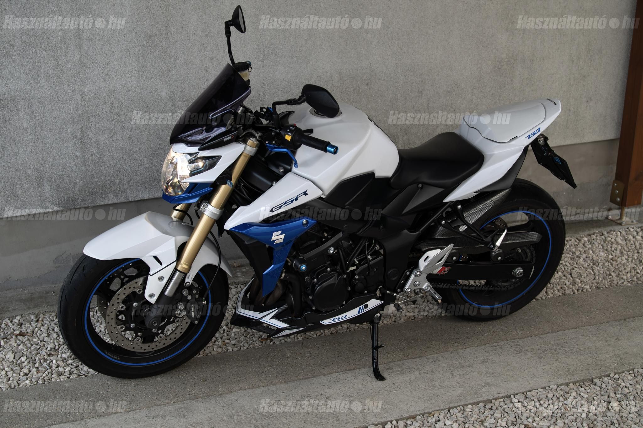 SUZUKI GSR 750 2011/5 - 1