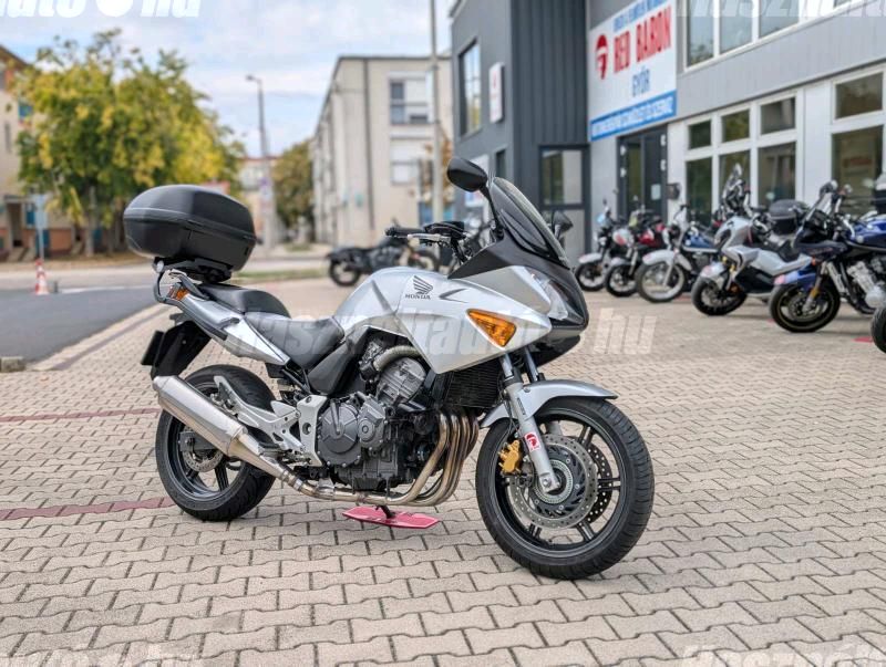 HONDA CBF 600 2004 - 1