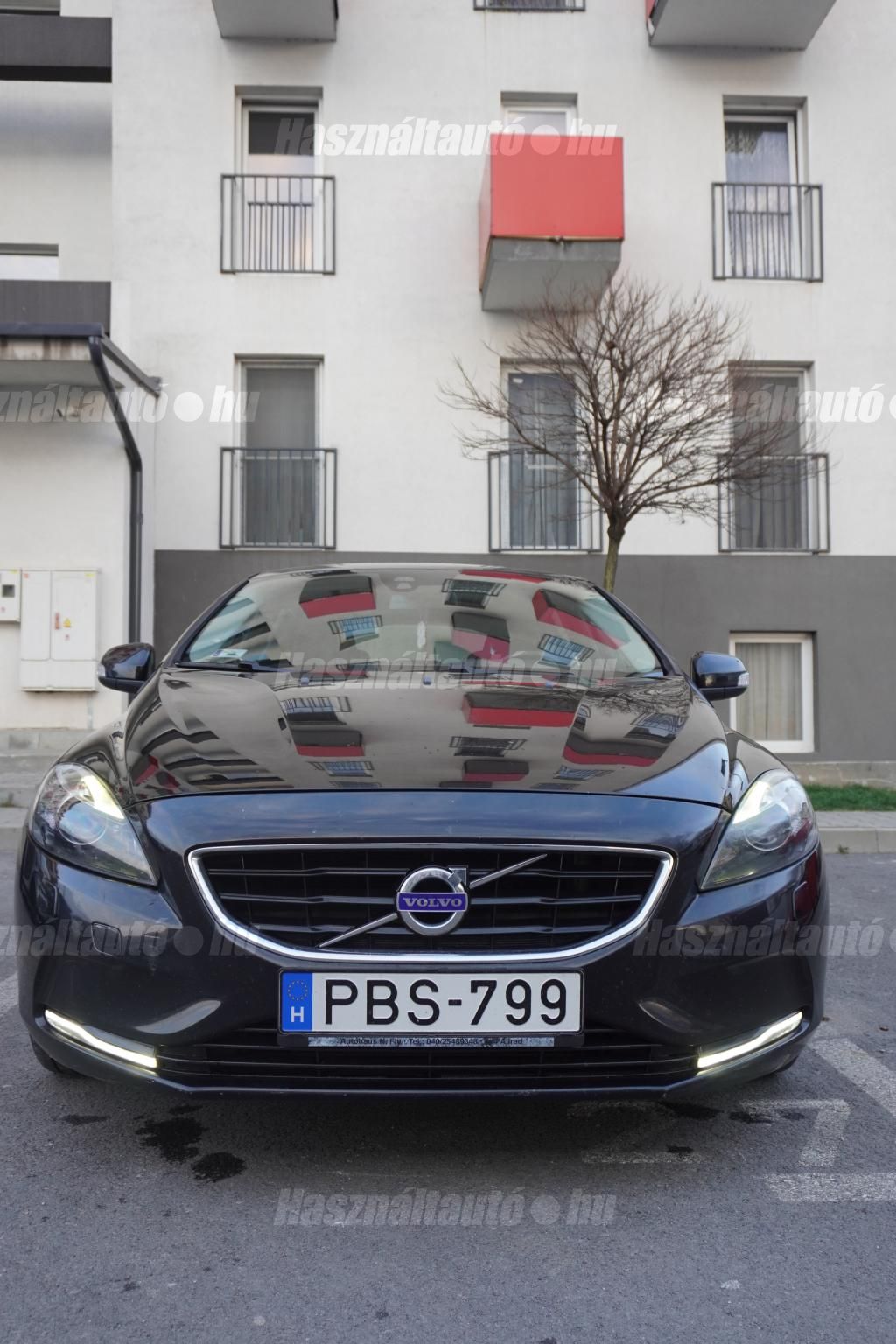 VOLVO V40 2014/4 - 1
