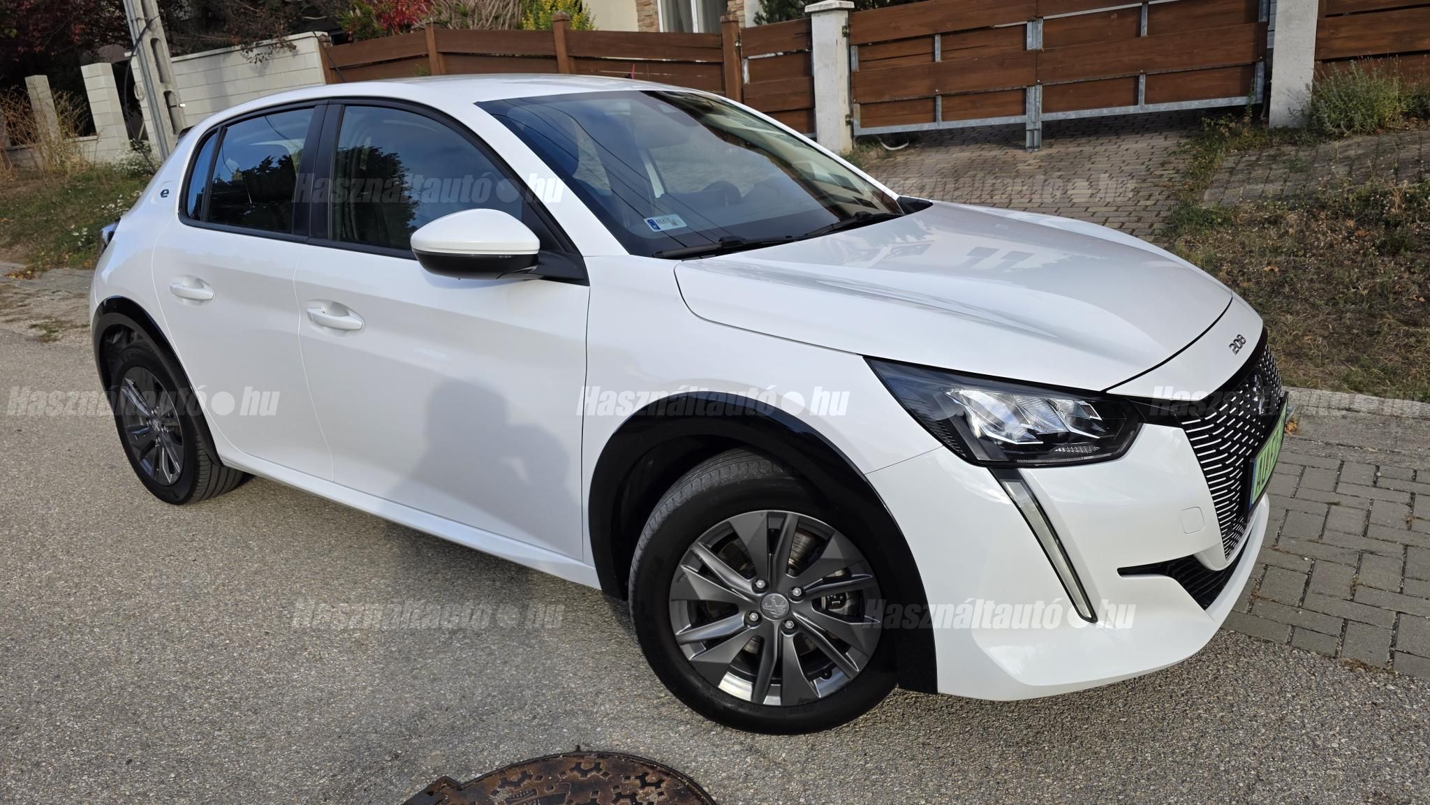 PEUGEOT 208 2021/12 - 1