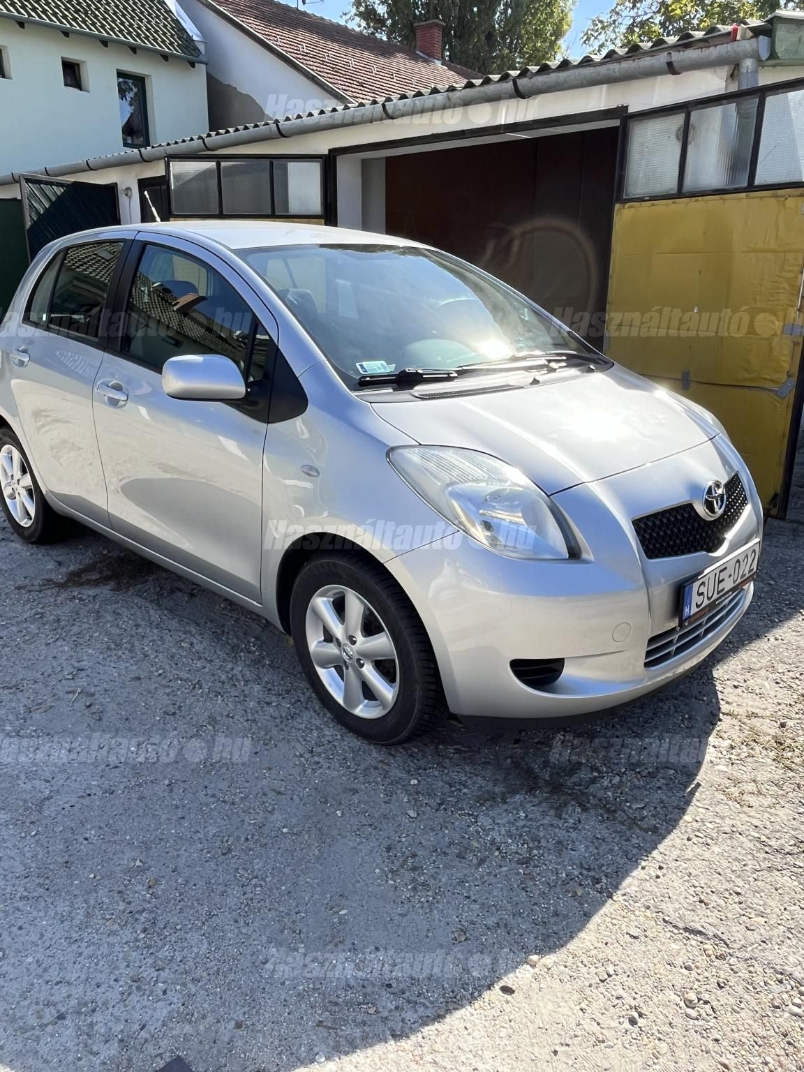 TOYOTA YARIS 2007/11 - 1