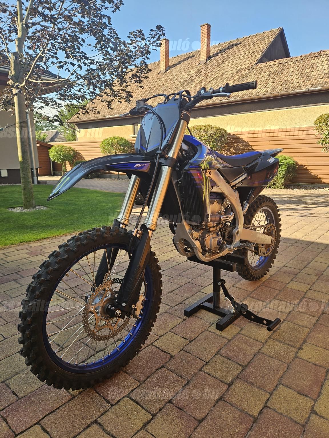 YAMAHA YZ 250 F 2023 - 1