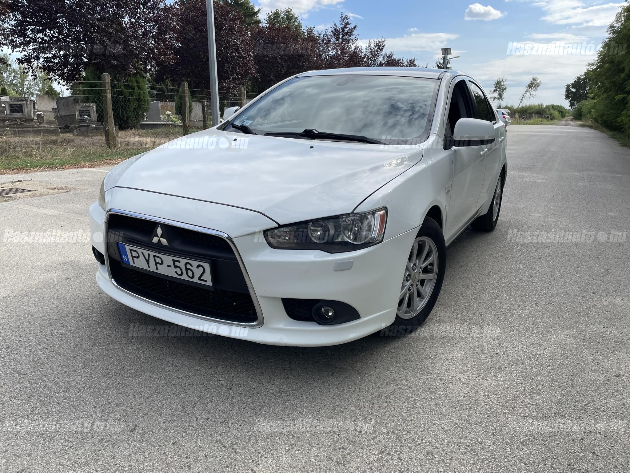 MITSUBISHI LANCER 2011/4 - 1