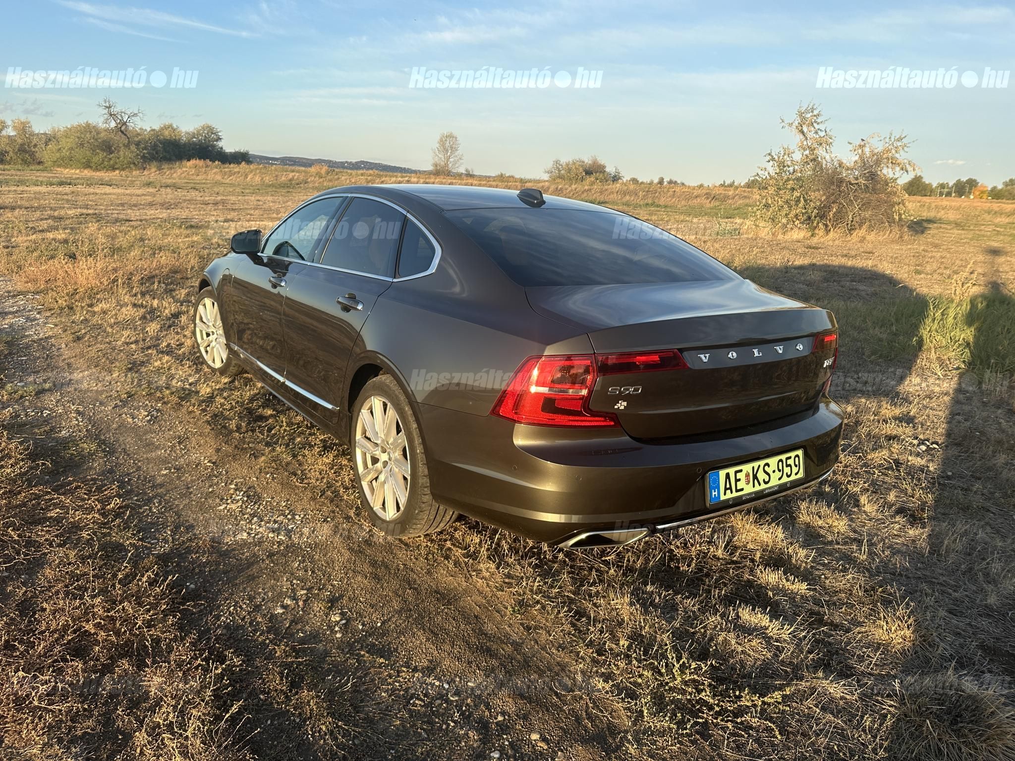 VOLVO S90 2019/8 - 1