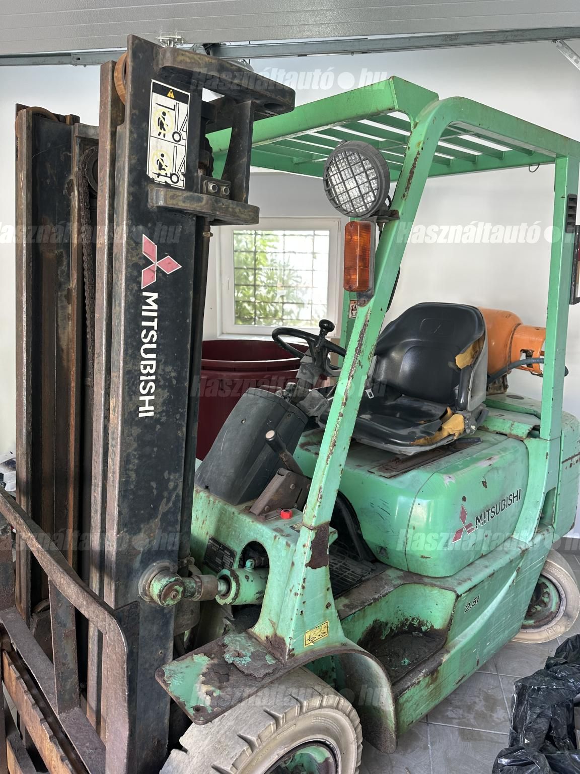 MITSUBISHI 2000/11 - 1