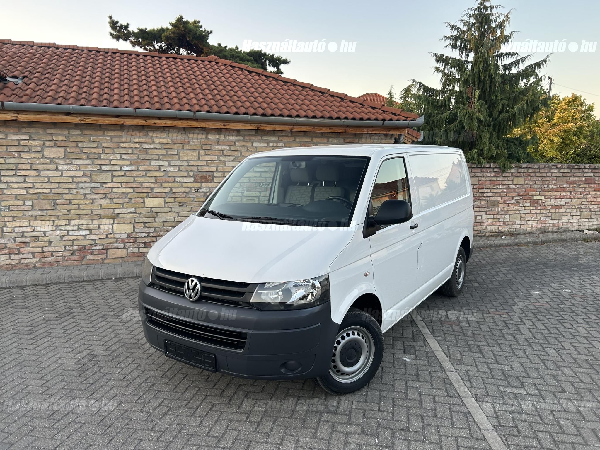 VOLKSWAGEN TRANSPORTER T5 2013 - 1