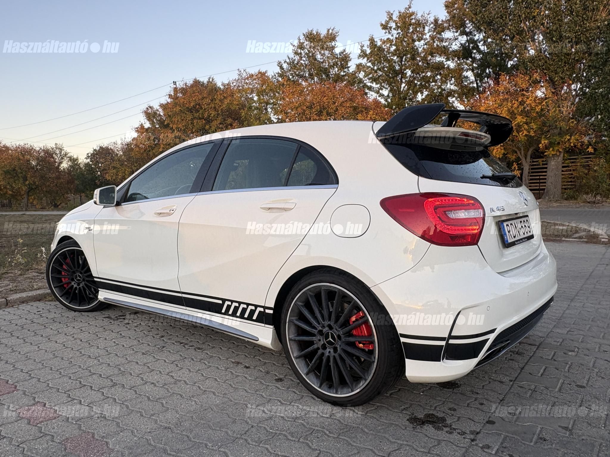 MERCEDES-AMG A 45 2014/4 - 1
