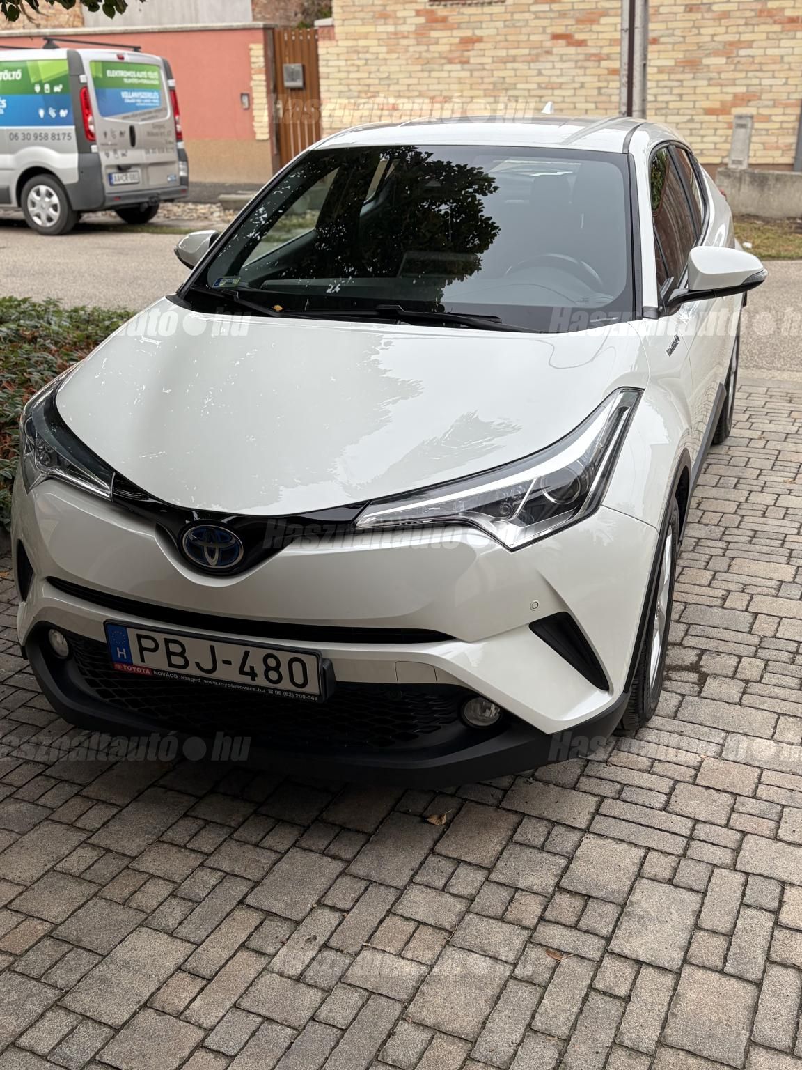 TOYOTA C-HR 2017/2 - 1
