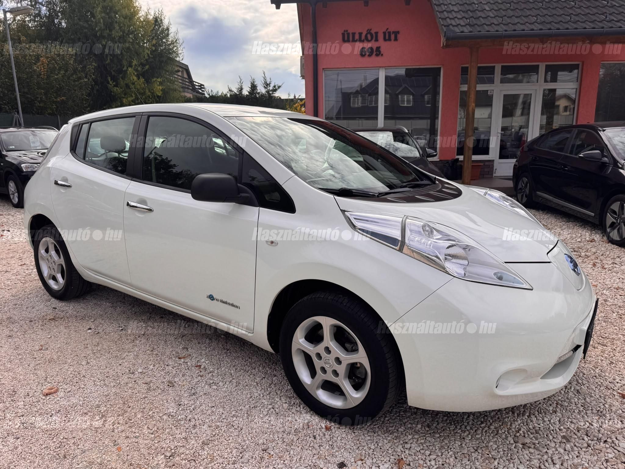 NISSAN LEAF 2014/6 - 1