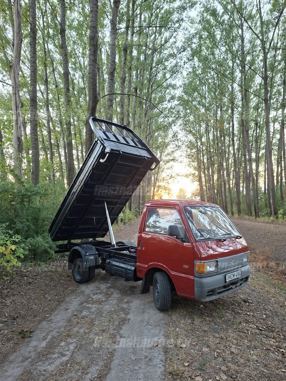 MAZDA E 2200 1999/10 - 1