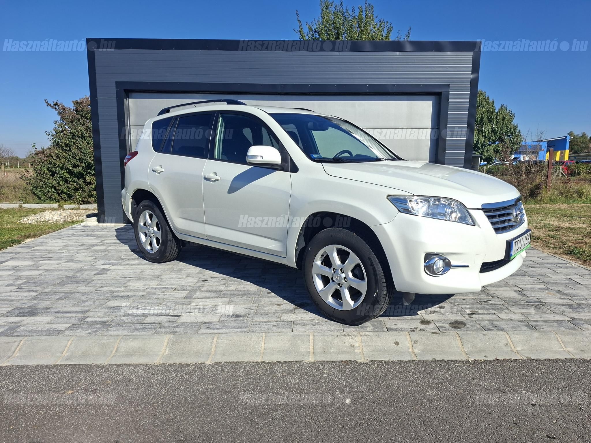 TOYOTA RAV 4 2010/5 - 1