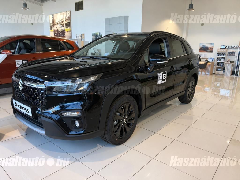 SUZUKI S-CROSS 2026 - 1