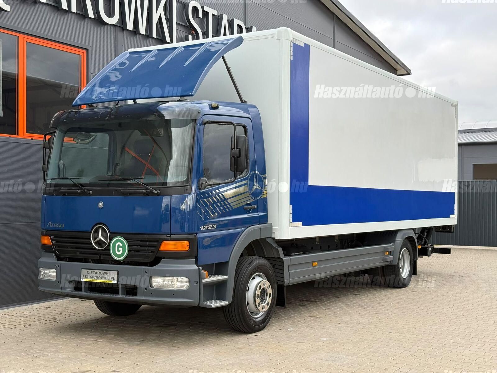MERCEDES-BENZ 2004/8 - 1