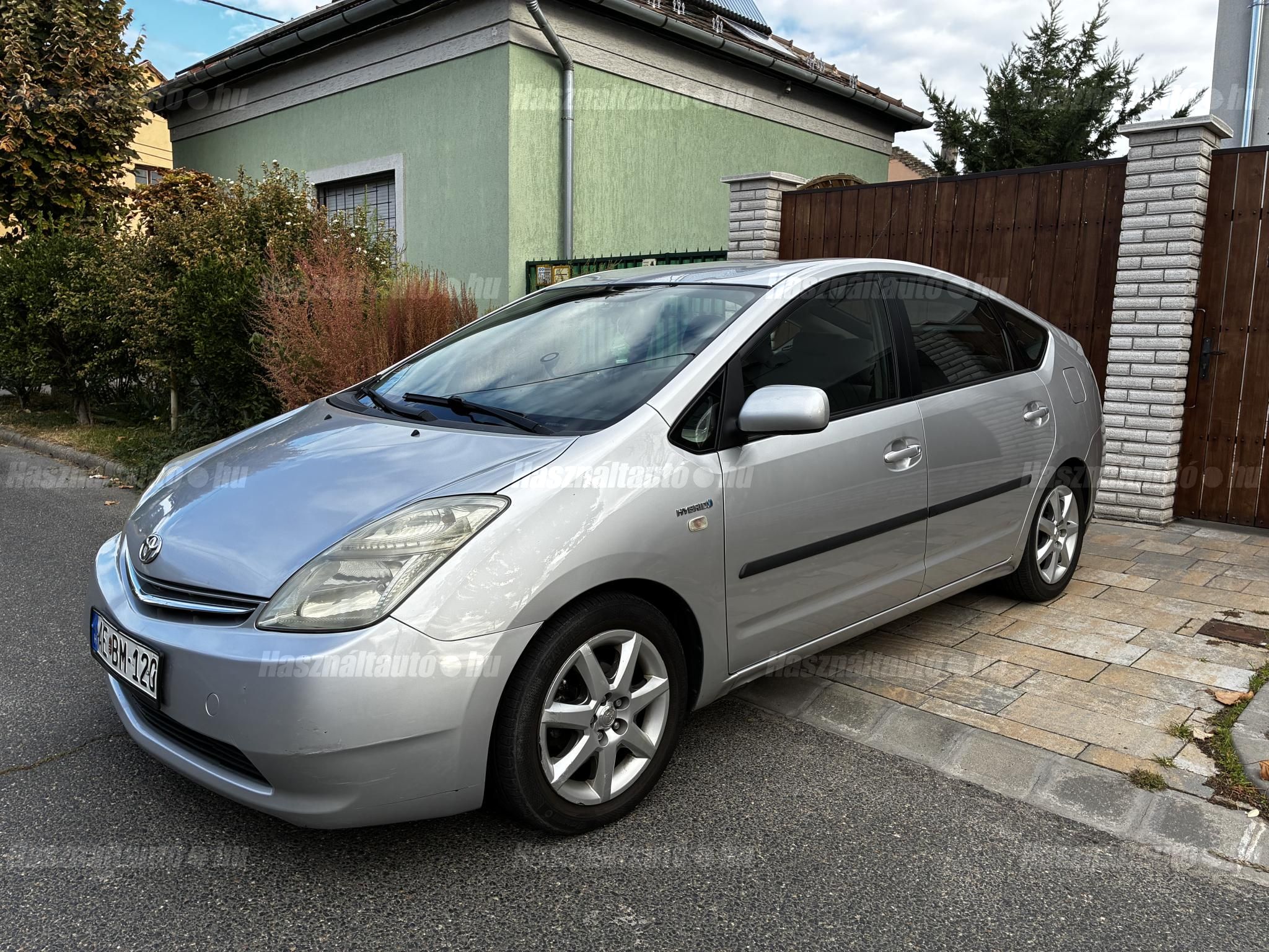 TOYOTA PRIUS 2006/7 - 1