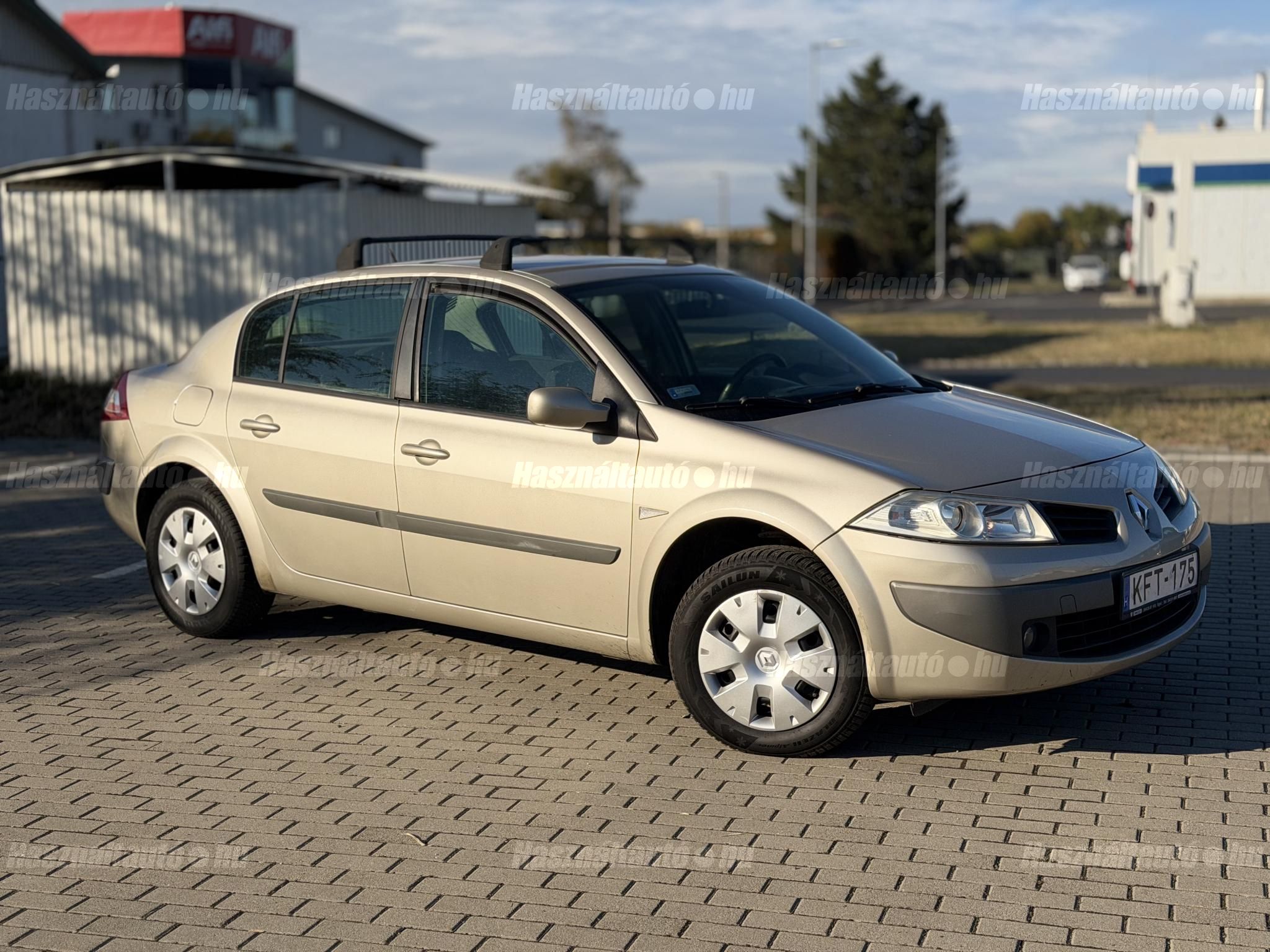 RENAULT MEGANE 2007/3 - 1
