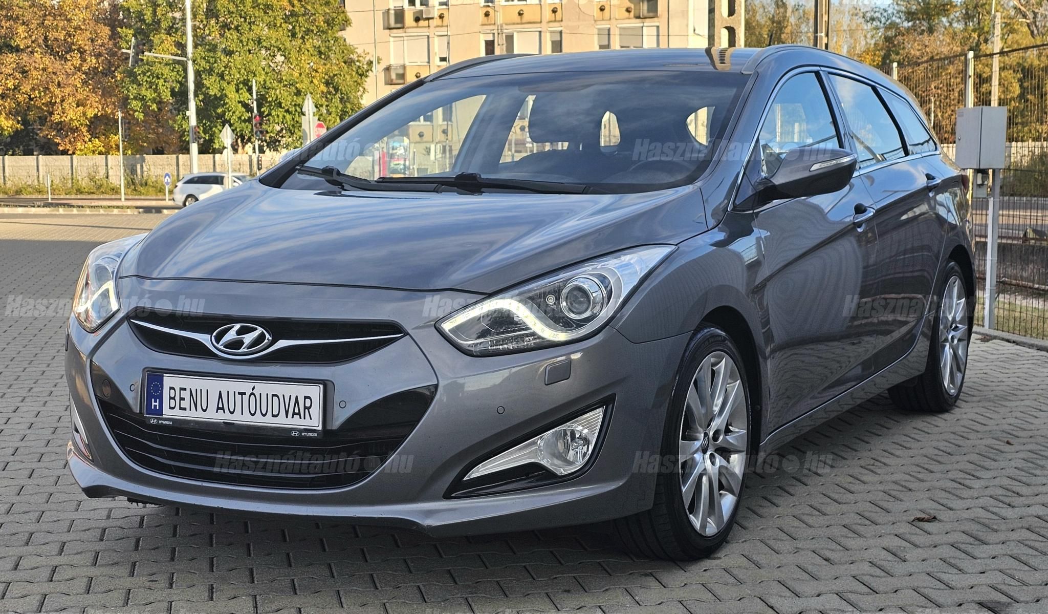 HYUNDAI I40 2012/11 - 1