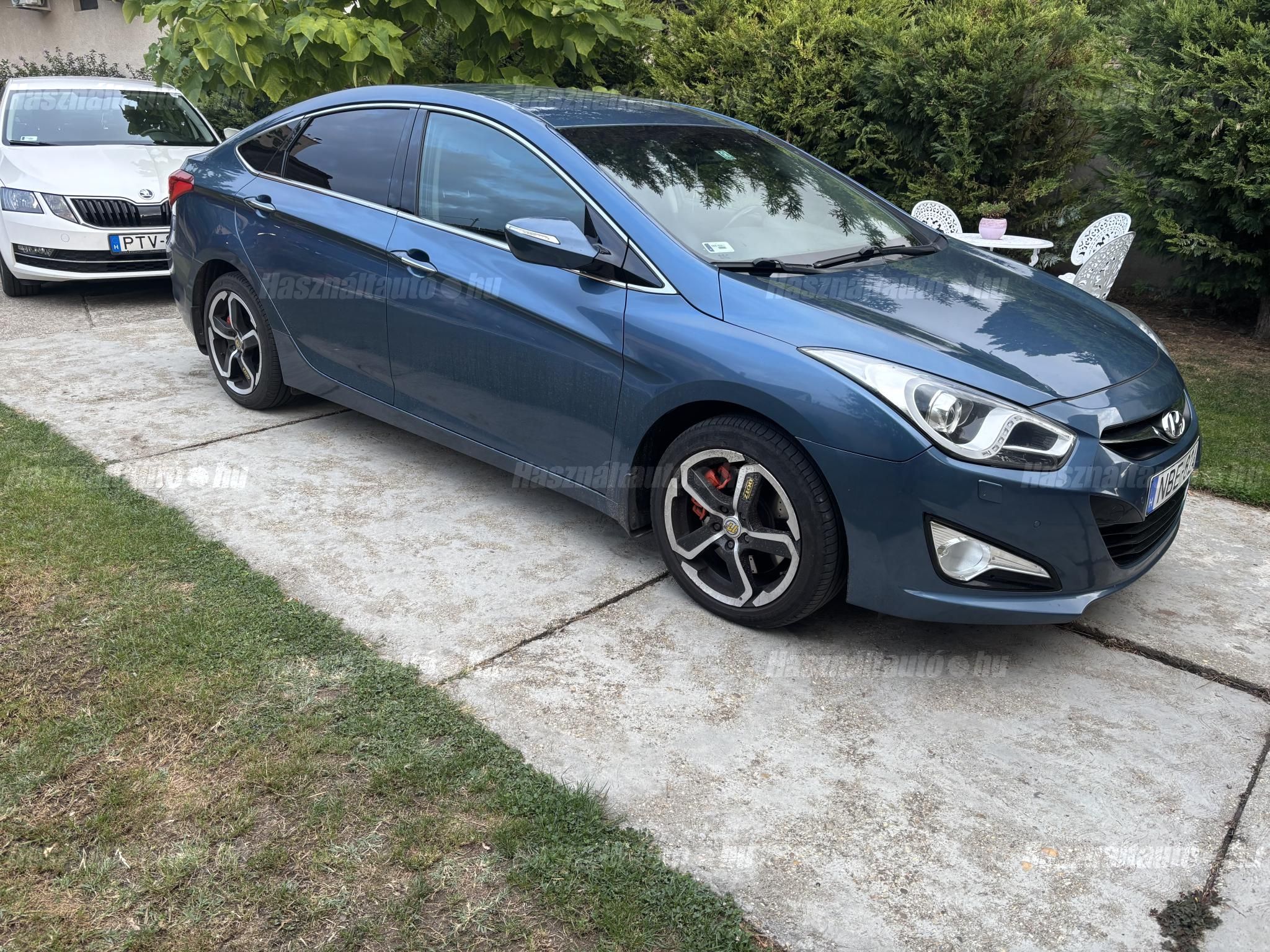 HYUNDAI I40 2012/11 - 1