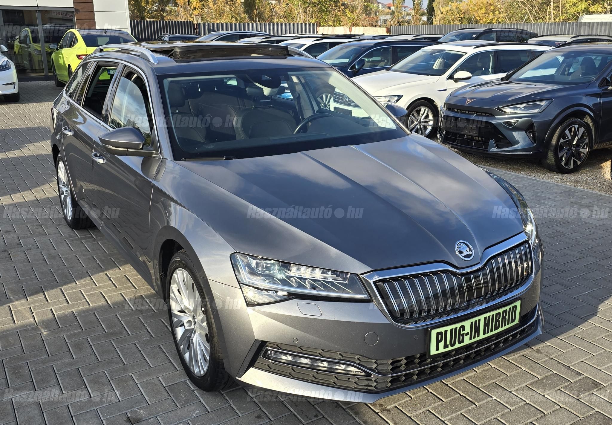 SKODA SUPERB 2023/7 - 1