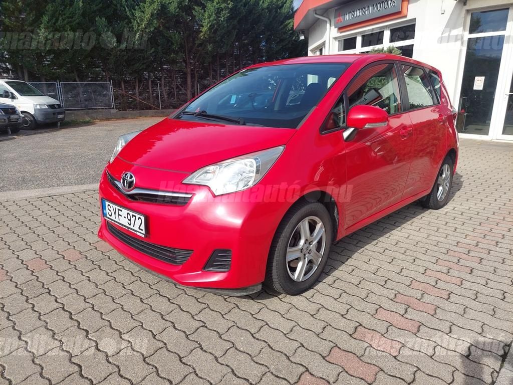 TOYOTA VERSO-S 2012/4 - 1