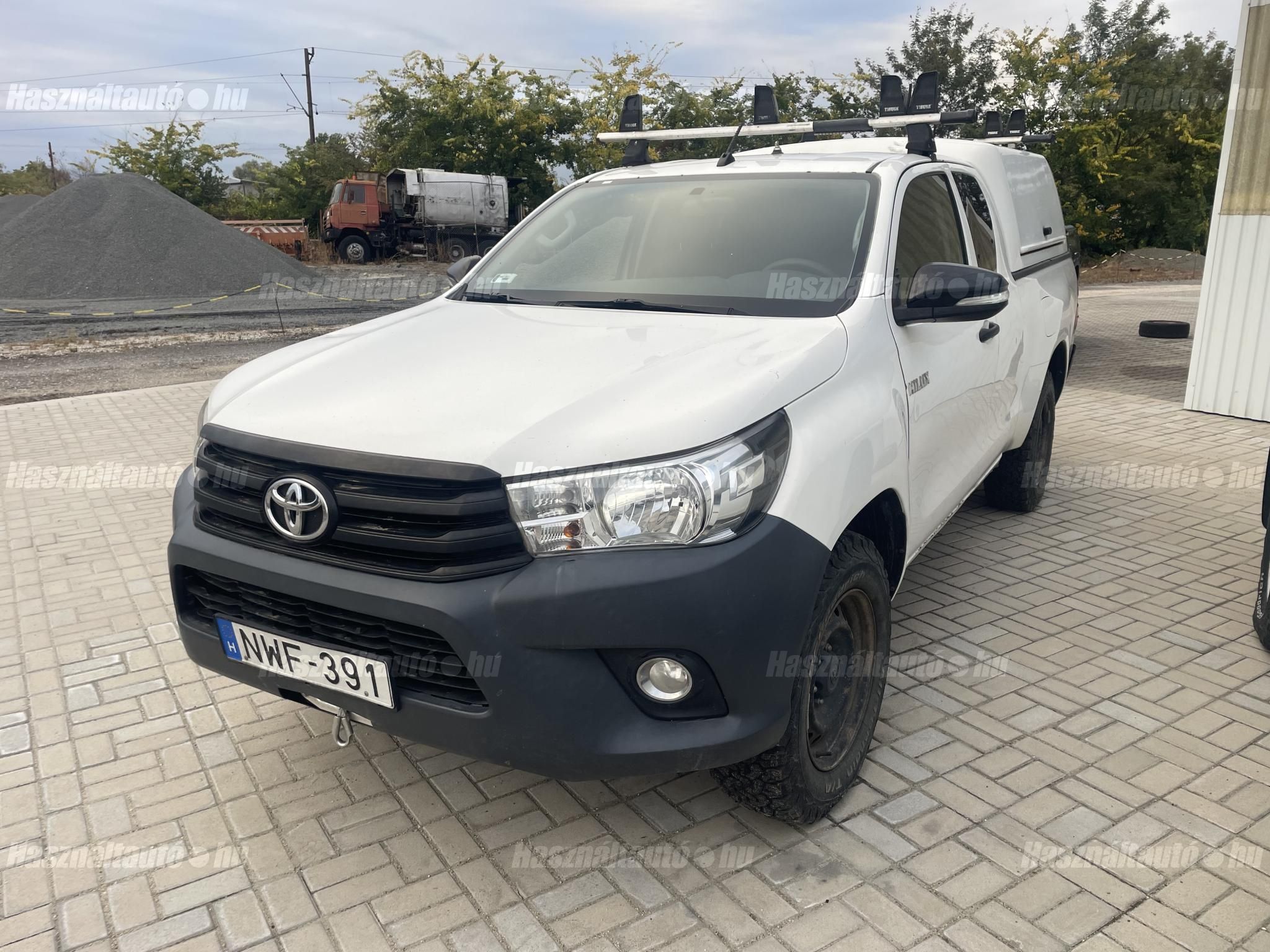 TOYOTA HILUX 2016/10 - 1