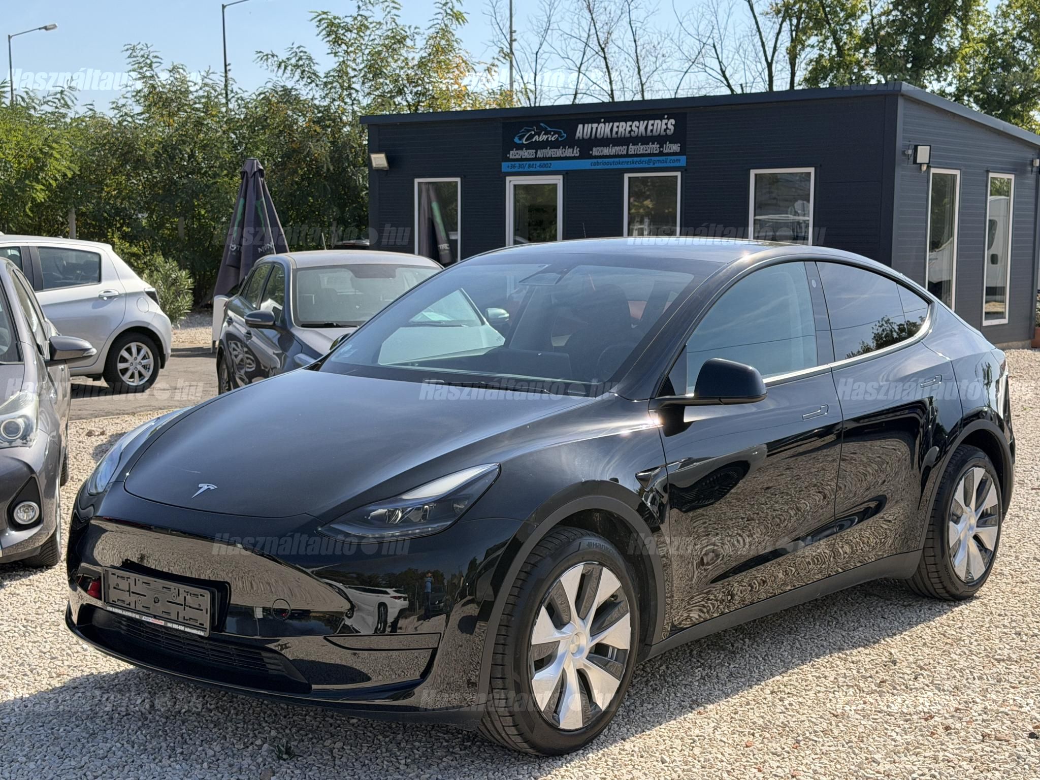 TESLA MODEL Y 2023/7 - 1