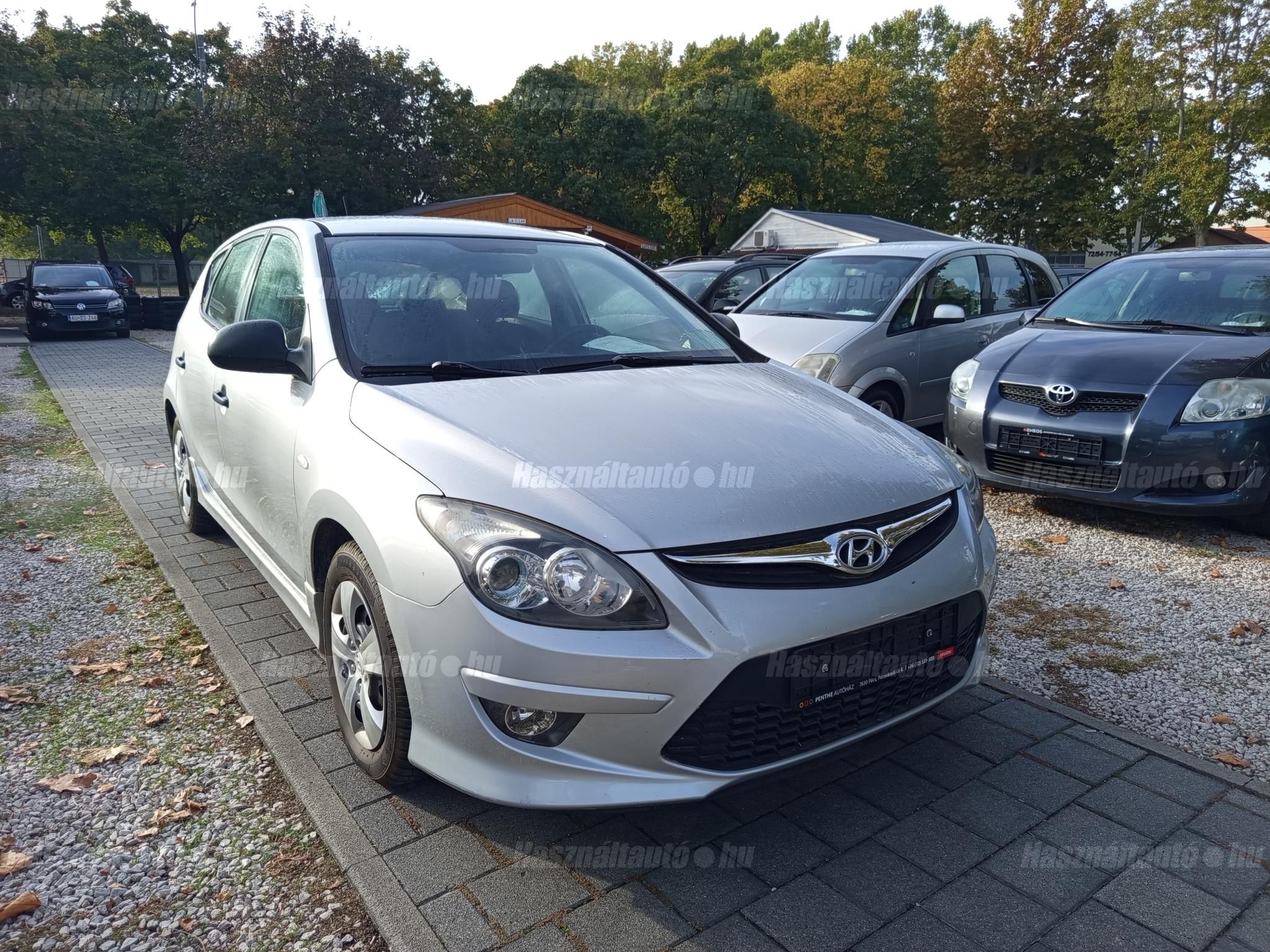 HYUNDAI I30 2011/7 - 1