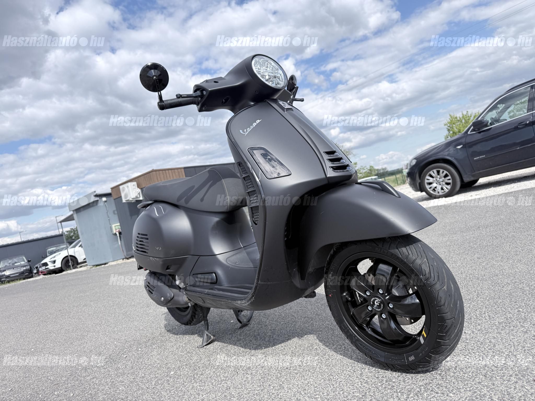VESPA GTS 2022/10 - 1