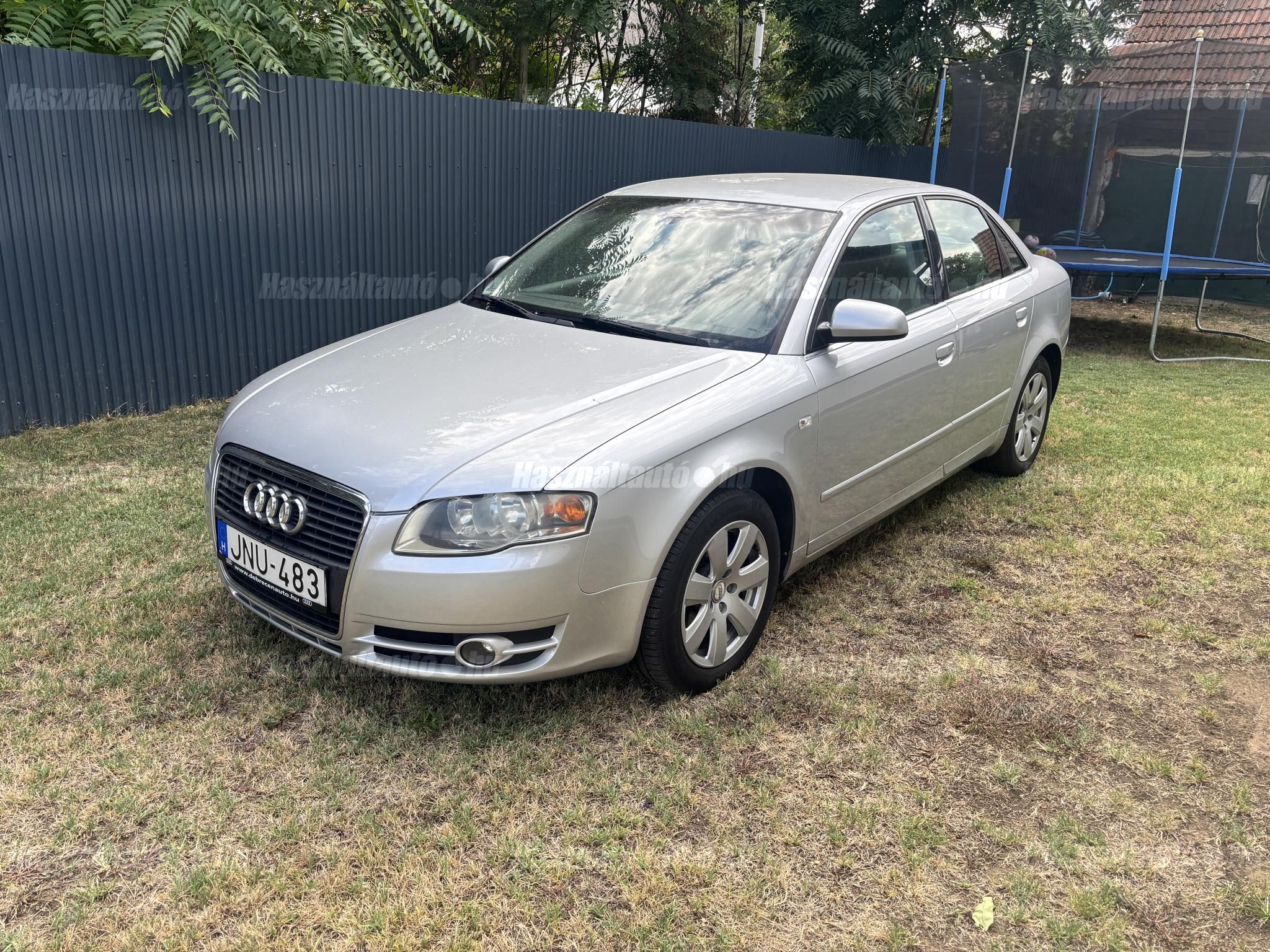 AUDI A4 2005/5 - 1