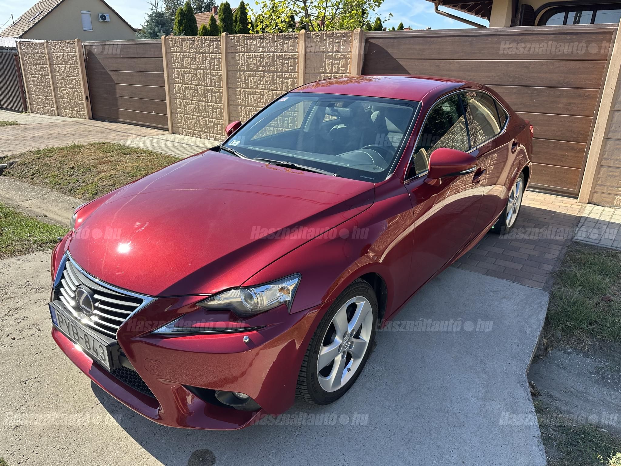 LEXUS IS 2016/7 - 1