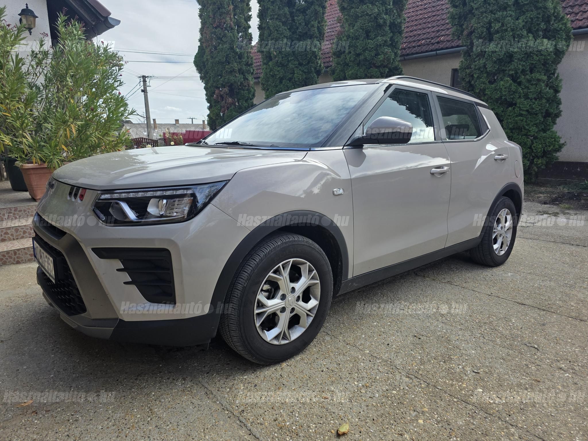 SSANGYONG TIVOLI 2024/8 - 1