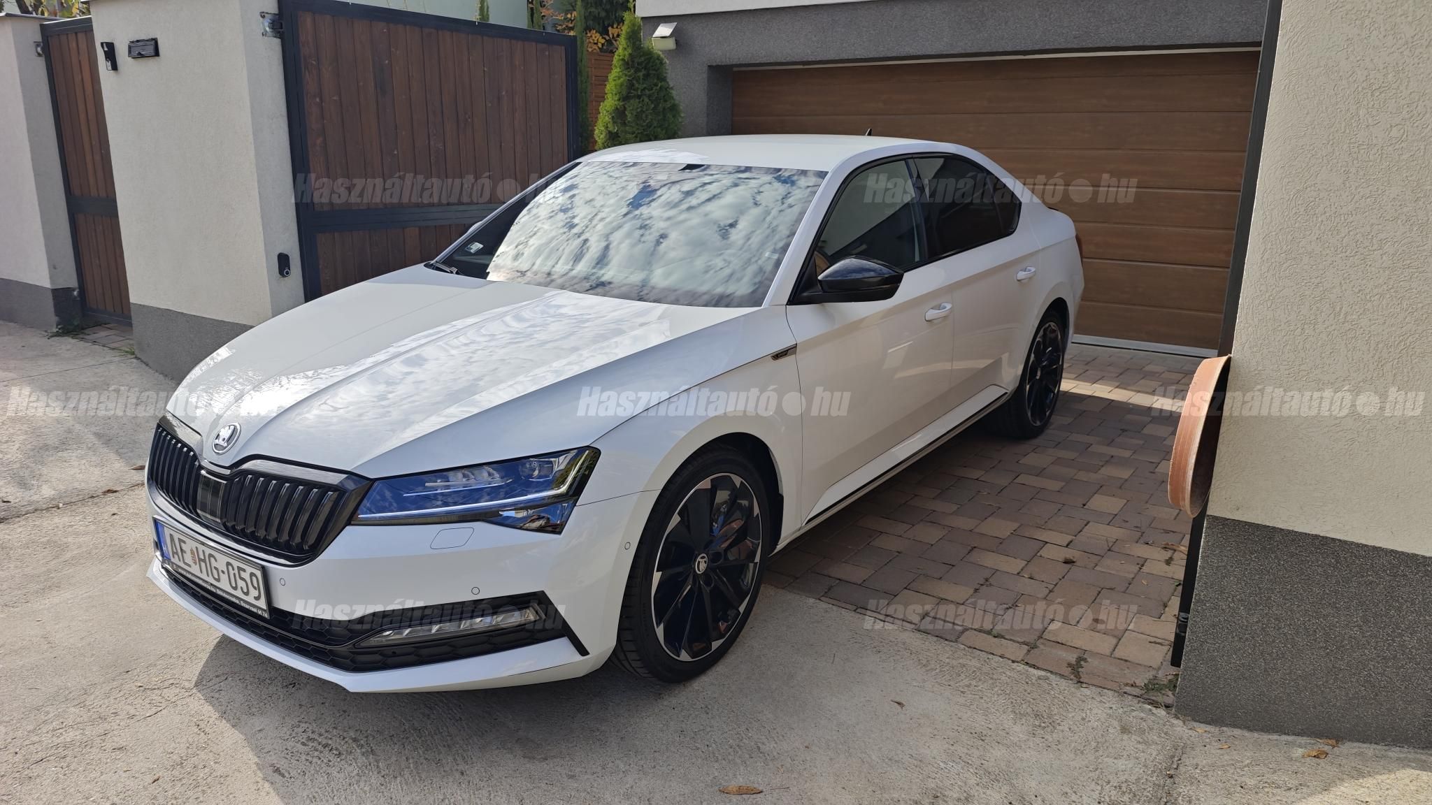 SKODA SUPERB 2023/11 - 1