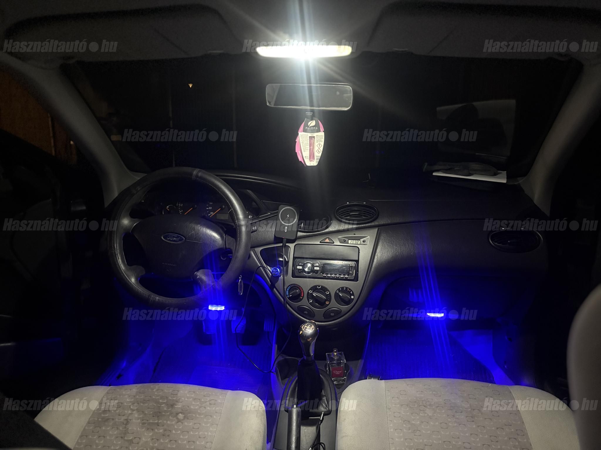 FORD FOCUS 2003/4 - 1