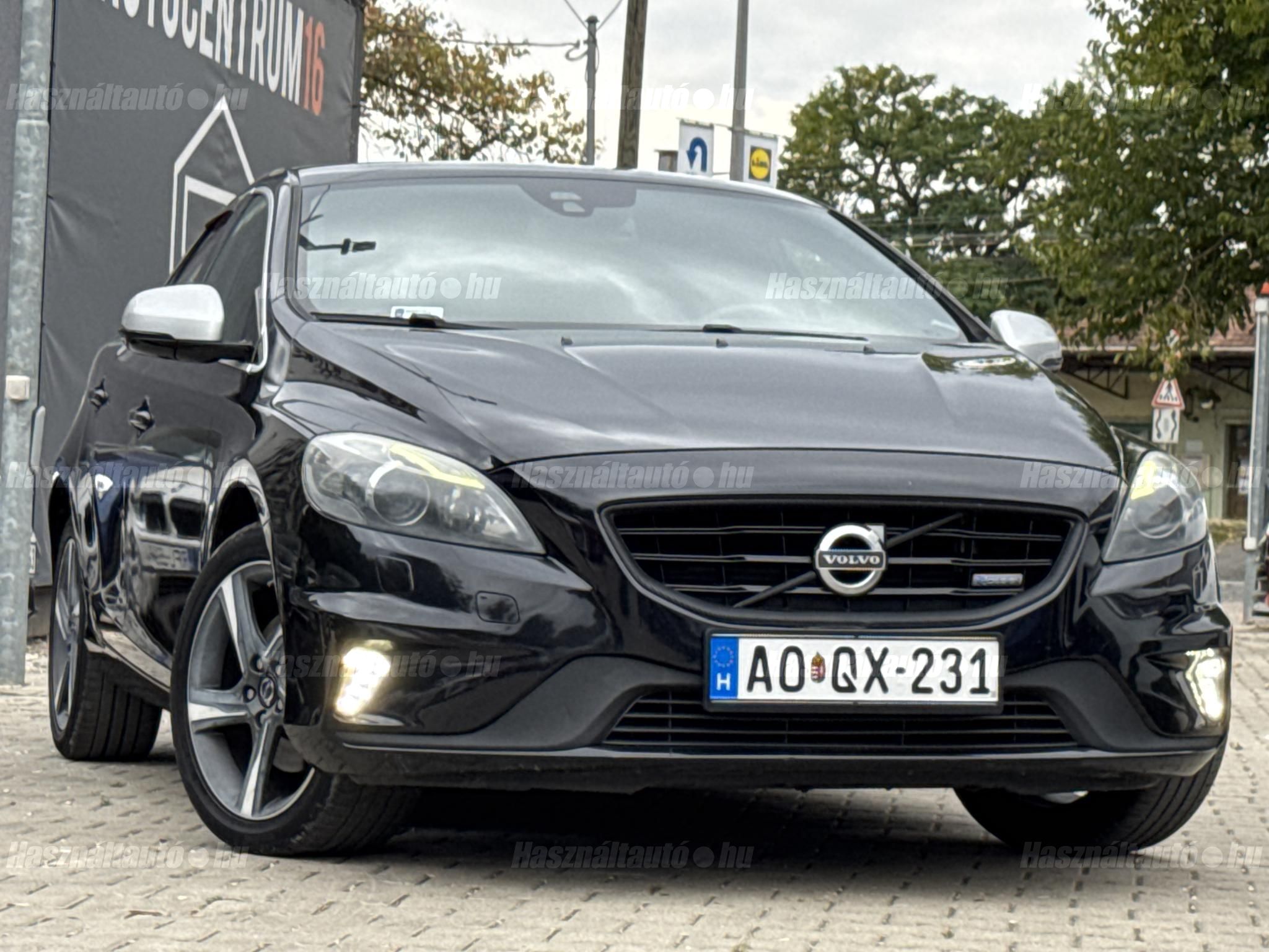 VOLVO V40 2014/9 - 1