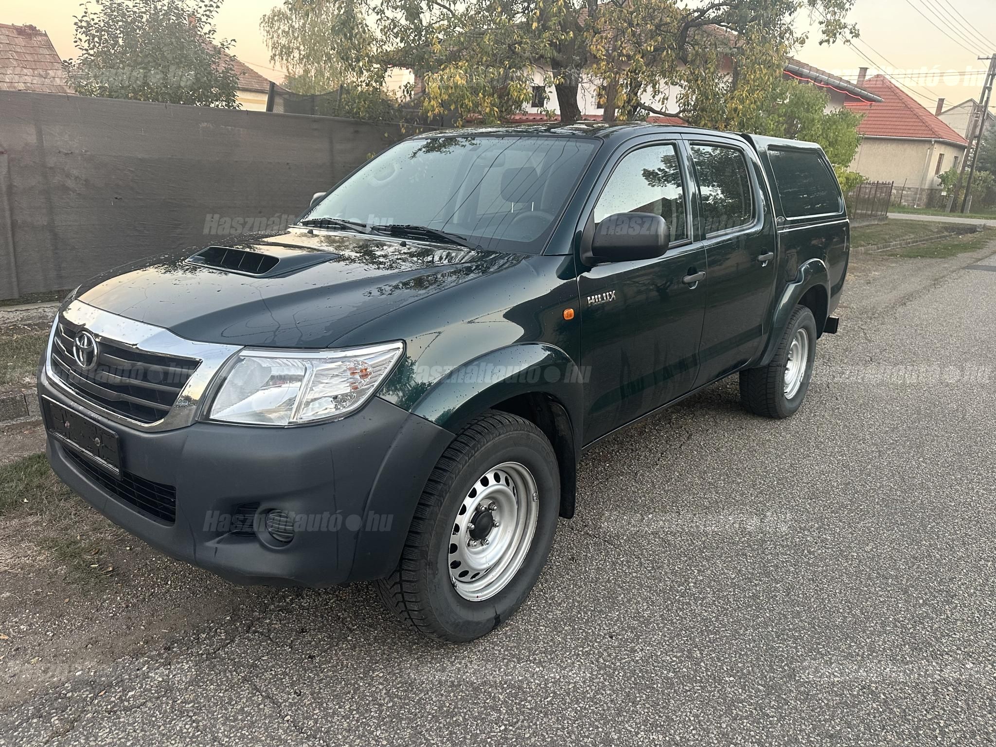 TOYOTA HILUX 2015/4 - 1