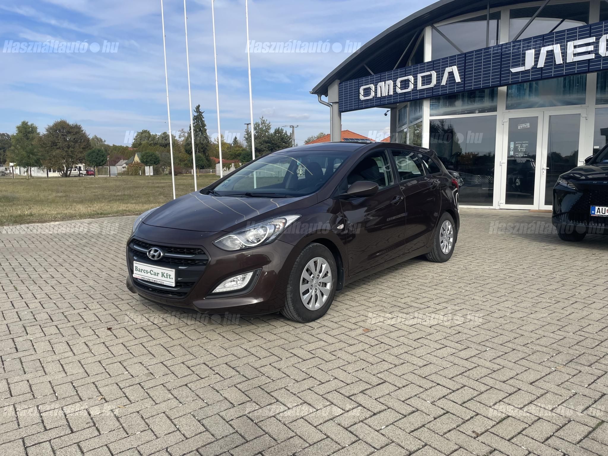 HYUNDAI I30 2017/3 - 1