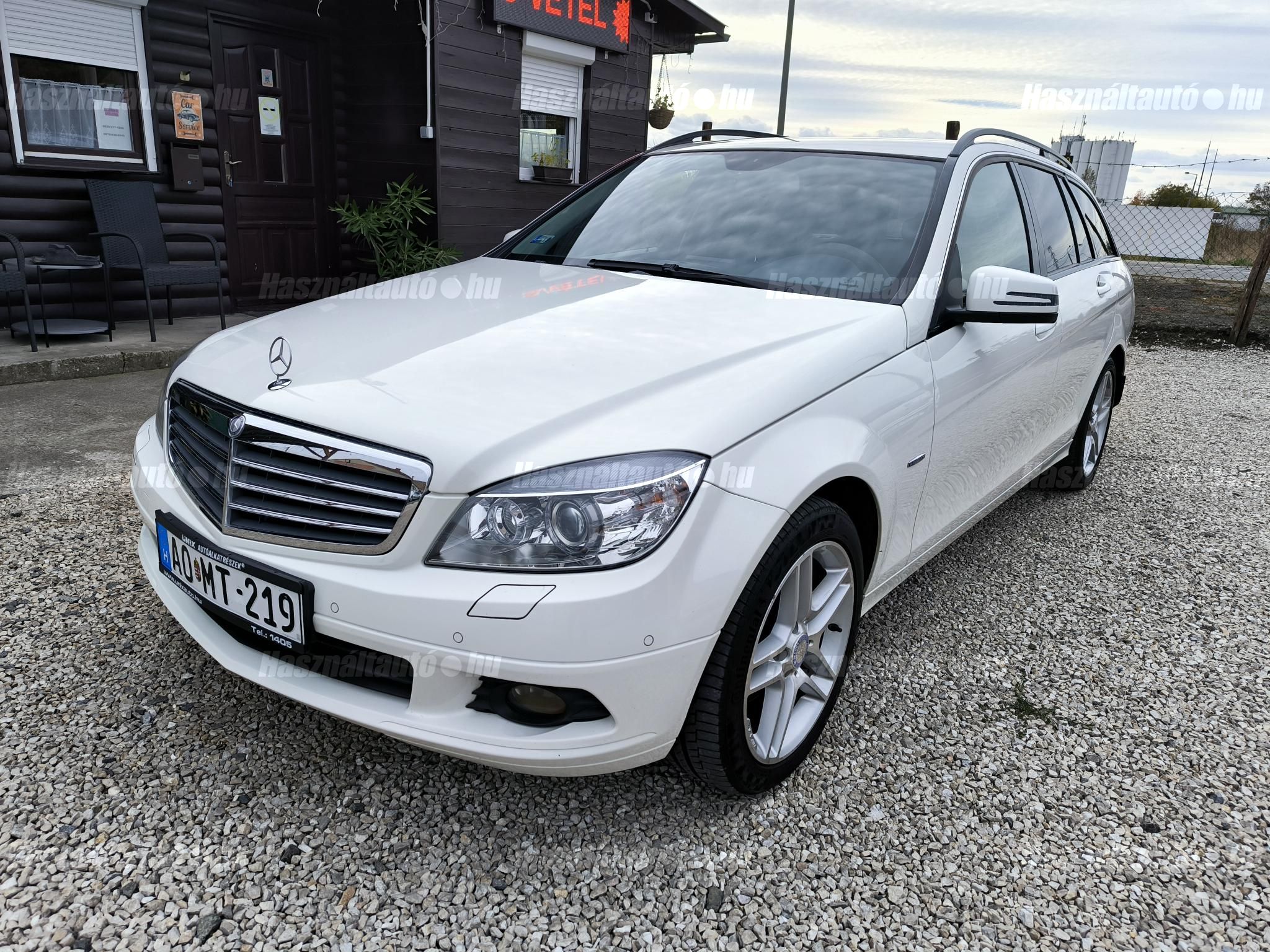 MERCEDES-BENZ C-OSZTÁLY 2009/10 - 1