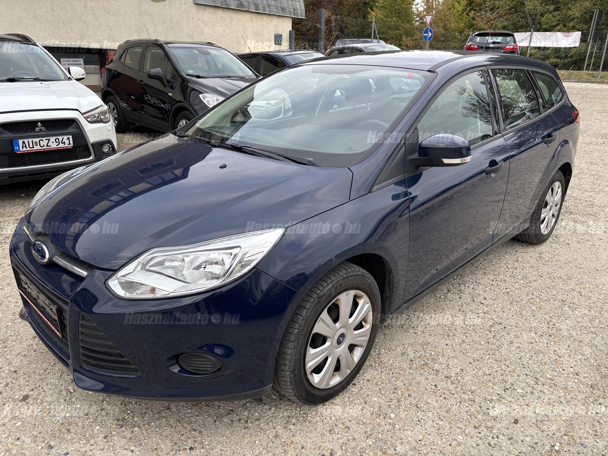 FORD FOCUS 2014/7 - 1