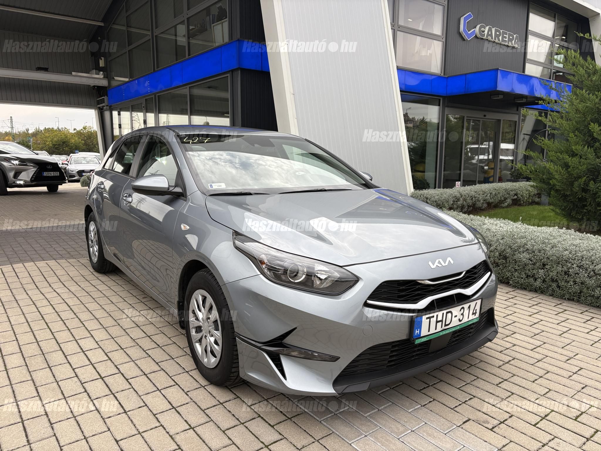 KIA CEE'D 2022/6 - 1